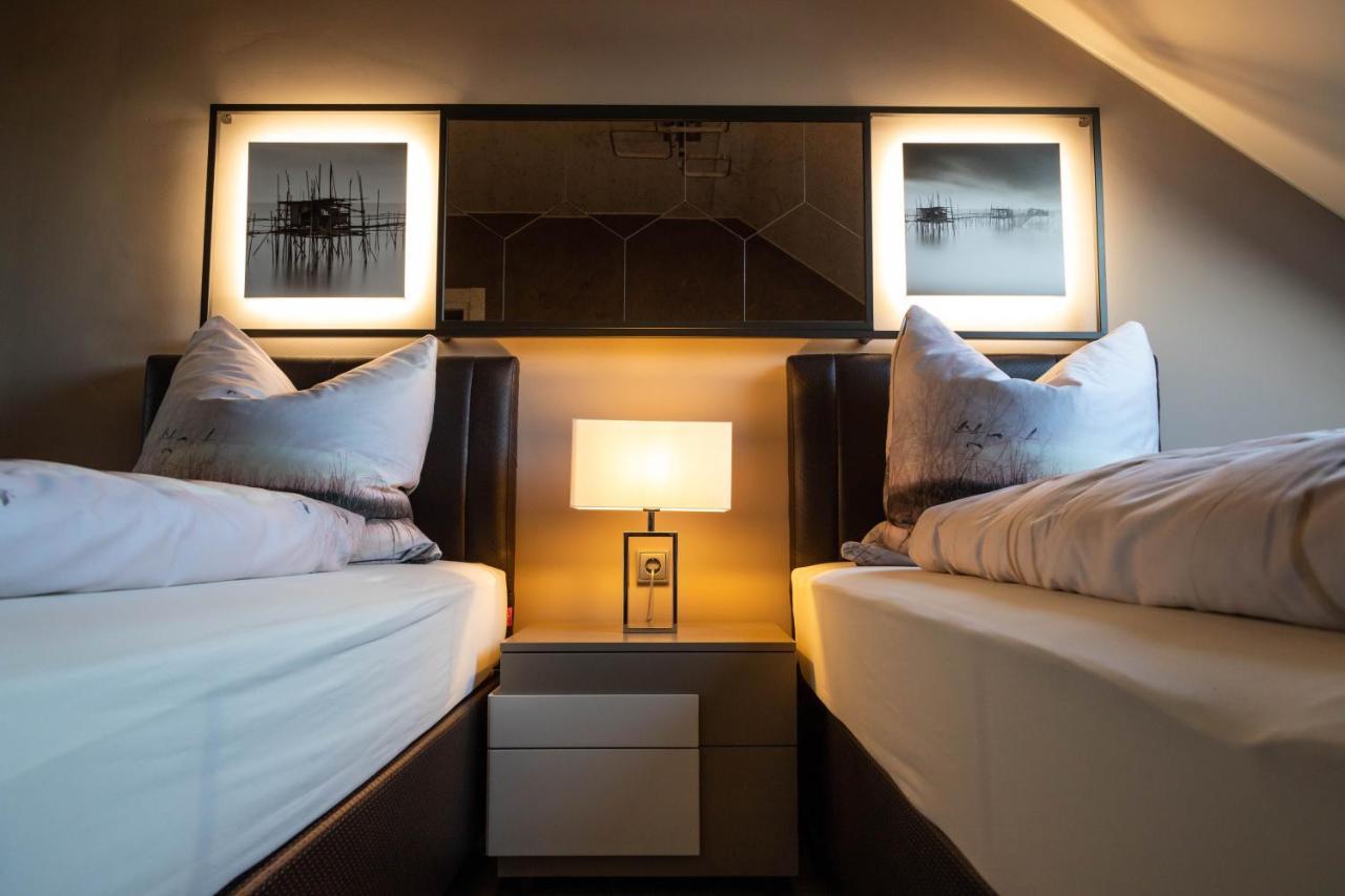 Deluxe Apartment Mit Tiefgarage In Naehe Messe-Bmw-Porsche-Dhl-Flughafen-Flugzeugwerk Der Deutsche Aircraft لبسيا المظهر الخارجي الصورة