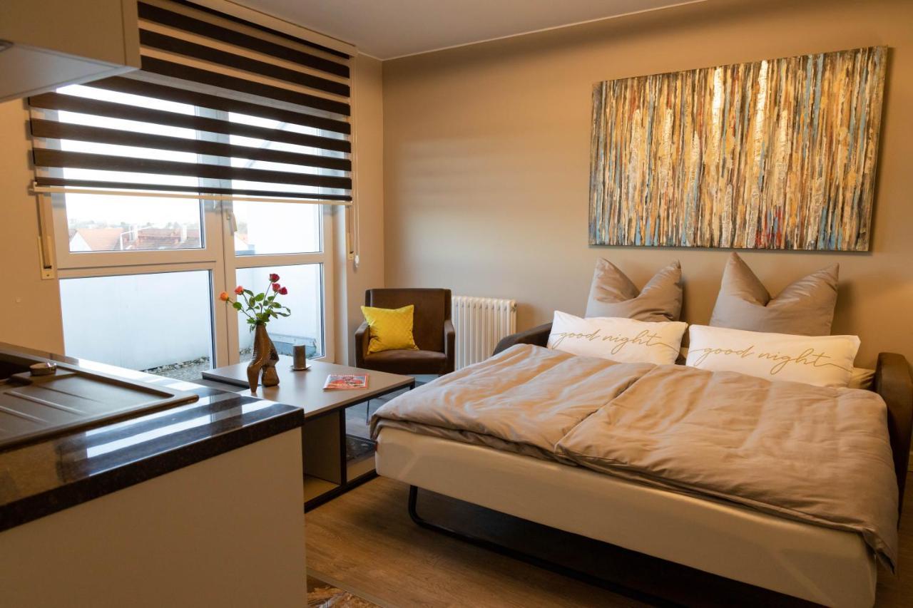 Deluxe Apartment Mit Tiefgarage In Naehe Messe-Bmw-Porsche-Dhl-Flughafen-Flugzeugwerk Der Deutsche Aircraft لبسيا المظهر الخارجي الصورة