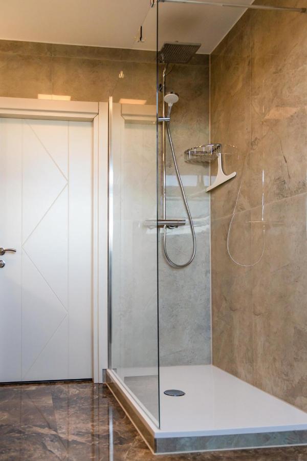 Deluxe Apartment Mit Tiefgarage In Naehe Messe-Bmw-Porsche-Dhl-Flughafen-Flugzeugwerk Der Deutsche Aircraft لبسيا المظهر الخارجي الصورة
