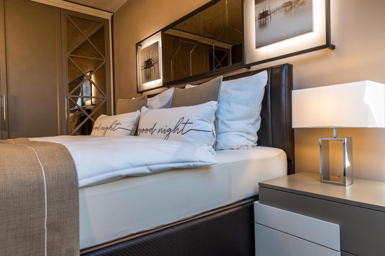 Deluxe Apartment Mit Tiefgarage In Naehe Messe-Bmw-Porsche-Dhl-Flughafen-Flugzeugwerk Der Deutsche Aircraft لبسيا المظهر الخارجي الصورة